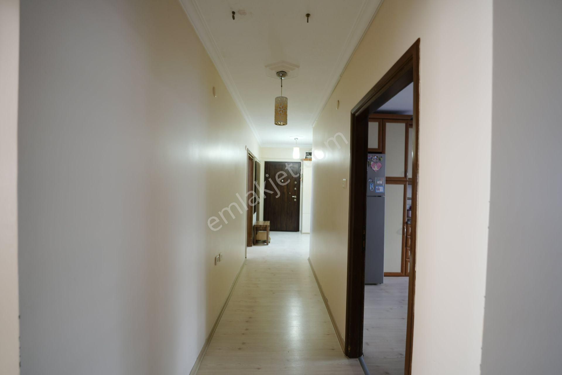 C21 Cius; Akkanlar Sitesi'nde Deniz Manzaralı 3+1 Ara Kat Daire - Görsel 12