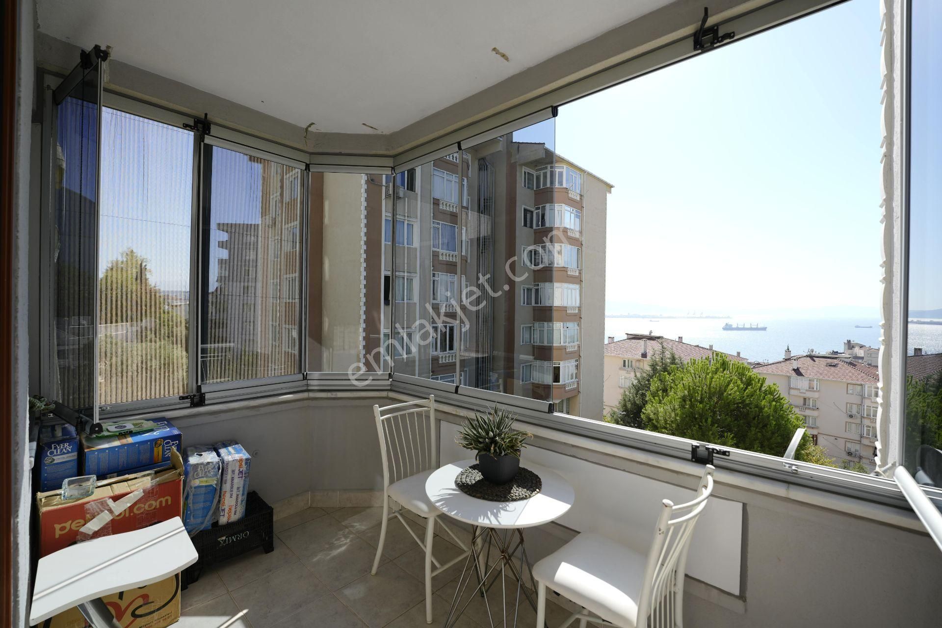 C21 Cius; Akkanlar Sitesi'nde Deniz Manzaralı 3+1 Ara Kat Daire - Görsel 5