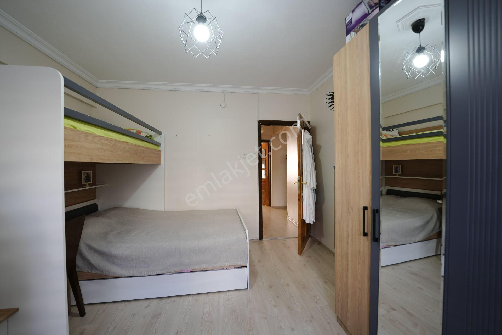 C21 Cius; Akkanlar Sitesi'nde Deniz Manzaralı 3+1 Ara Kat Daire - Görsel 14