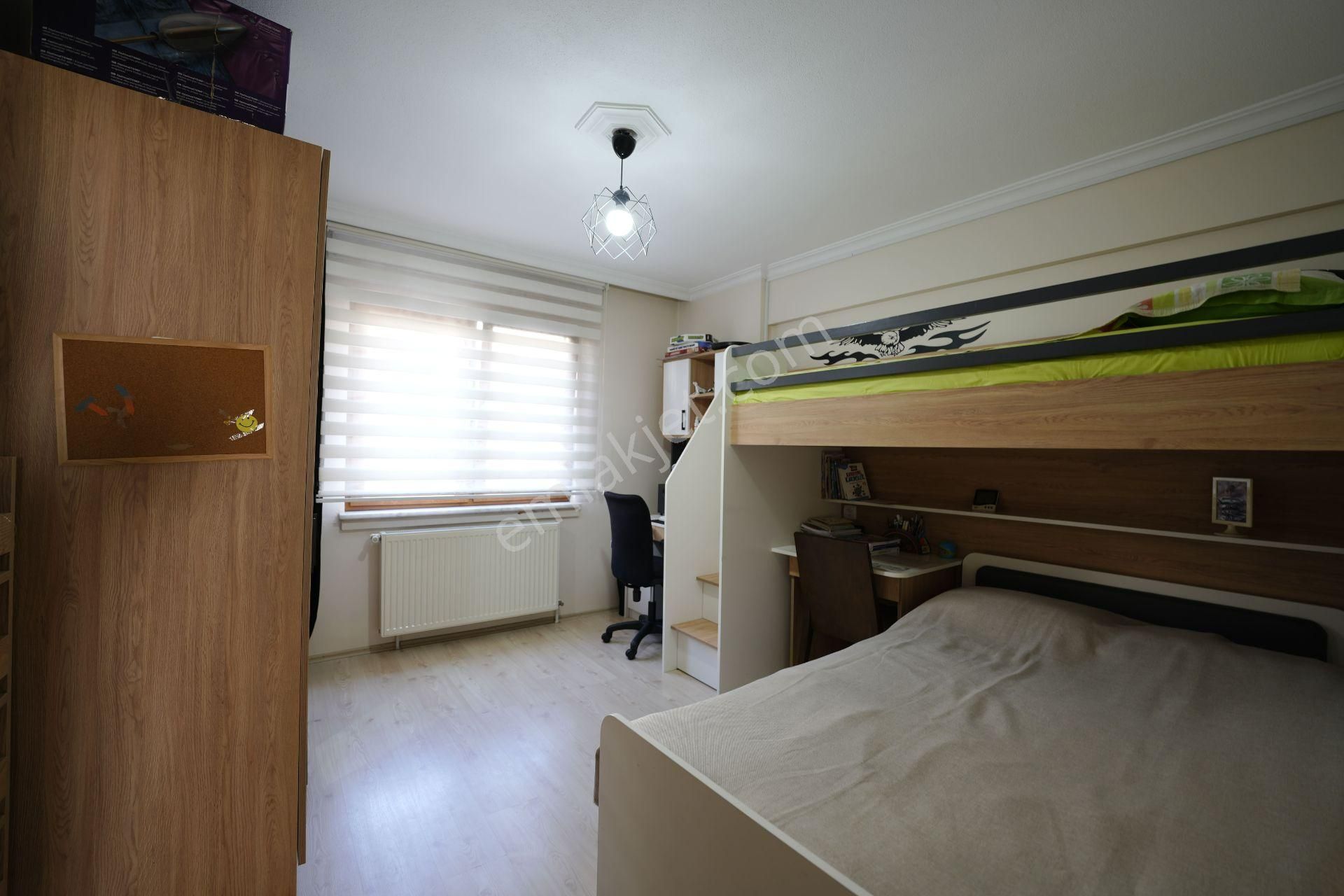 C21 Cius; Akkanlar Sitesi'nde Deniz Manzaralı 3+1 Ara Kat Daire - Görsel 13