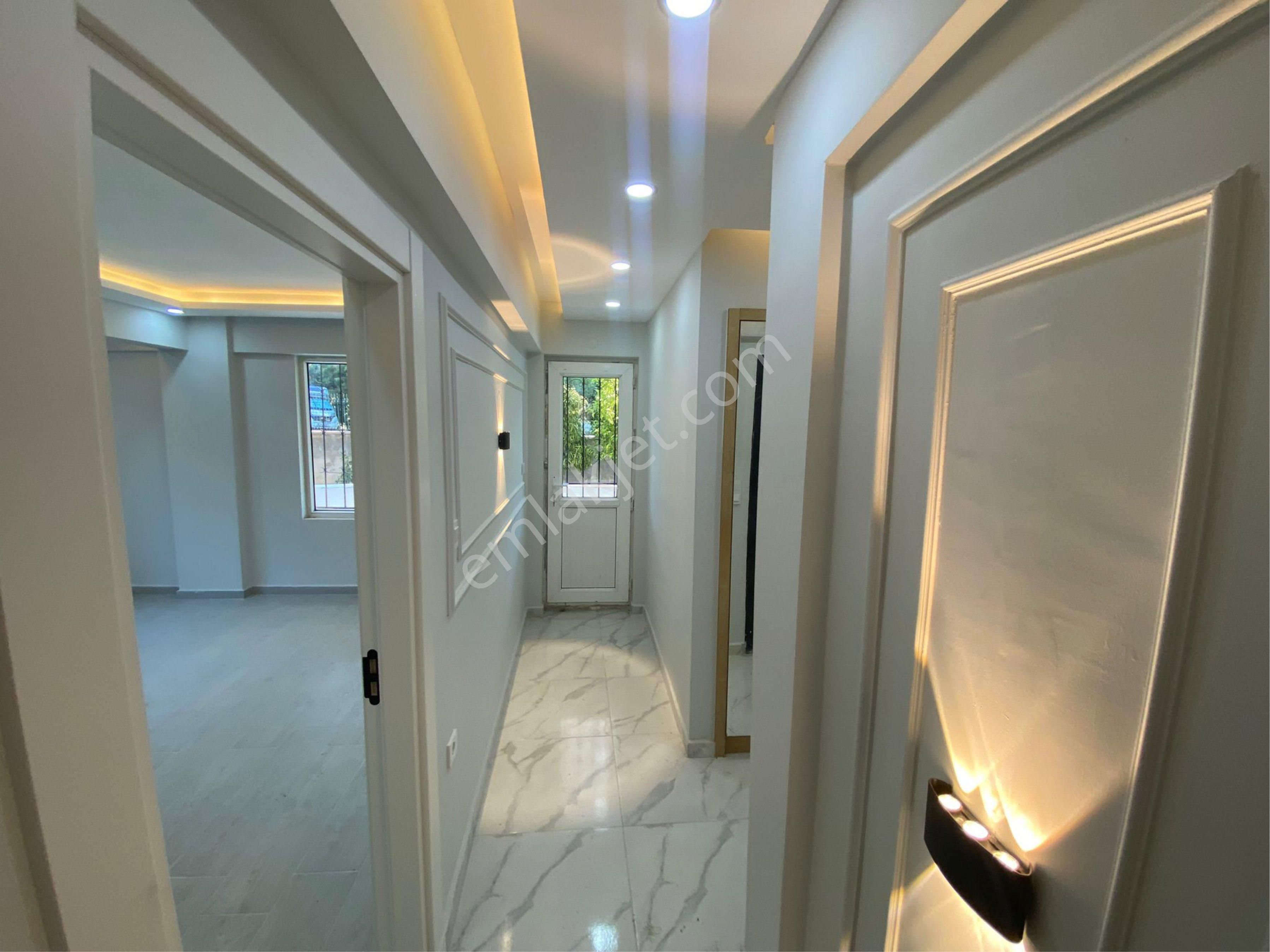 Güçlü Kardeşler Altınoluk Merkezde 2+1 Ayrı Mutfak İçi Sıfır Bahçeli Daire - Görsel 24