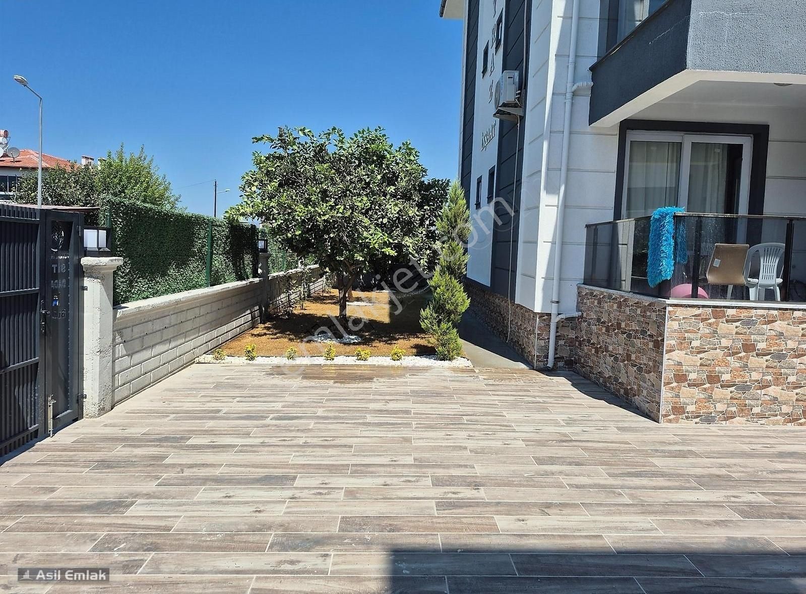 Asil Emlaktan Dalaman Hürriyet Mah.desatılık Havuzlu 1+1 Daire - Görsel 23