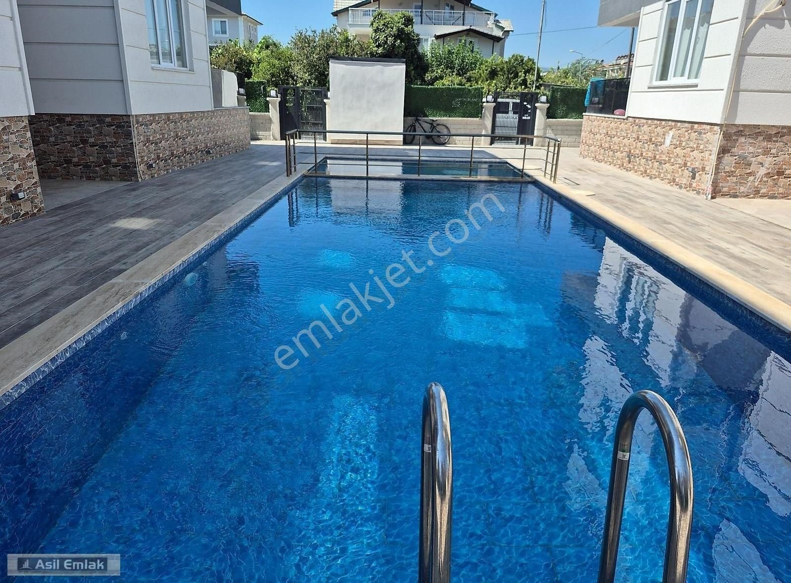 Dalaman Hürriyet Mah.de Satlık Havuzlu Arakat Daire - Görsel 19