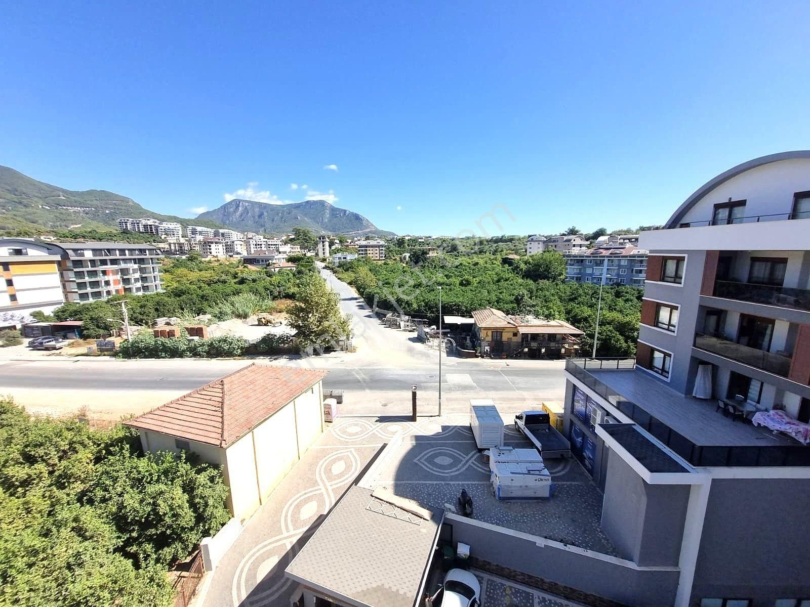 Çarşamba Mevkiinde Vatandaşlığa Uygun Satılık 5+1 Dubleks Daire - Görsel 18