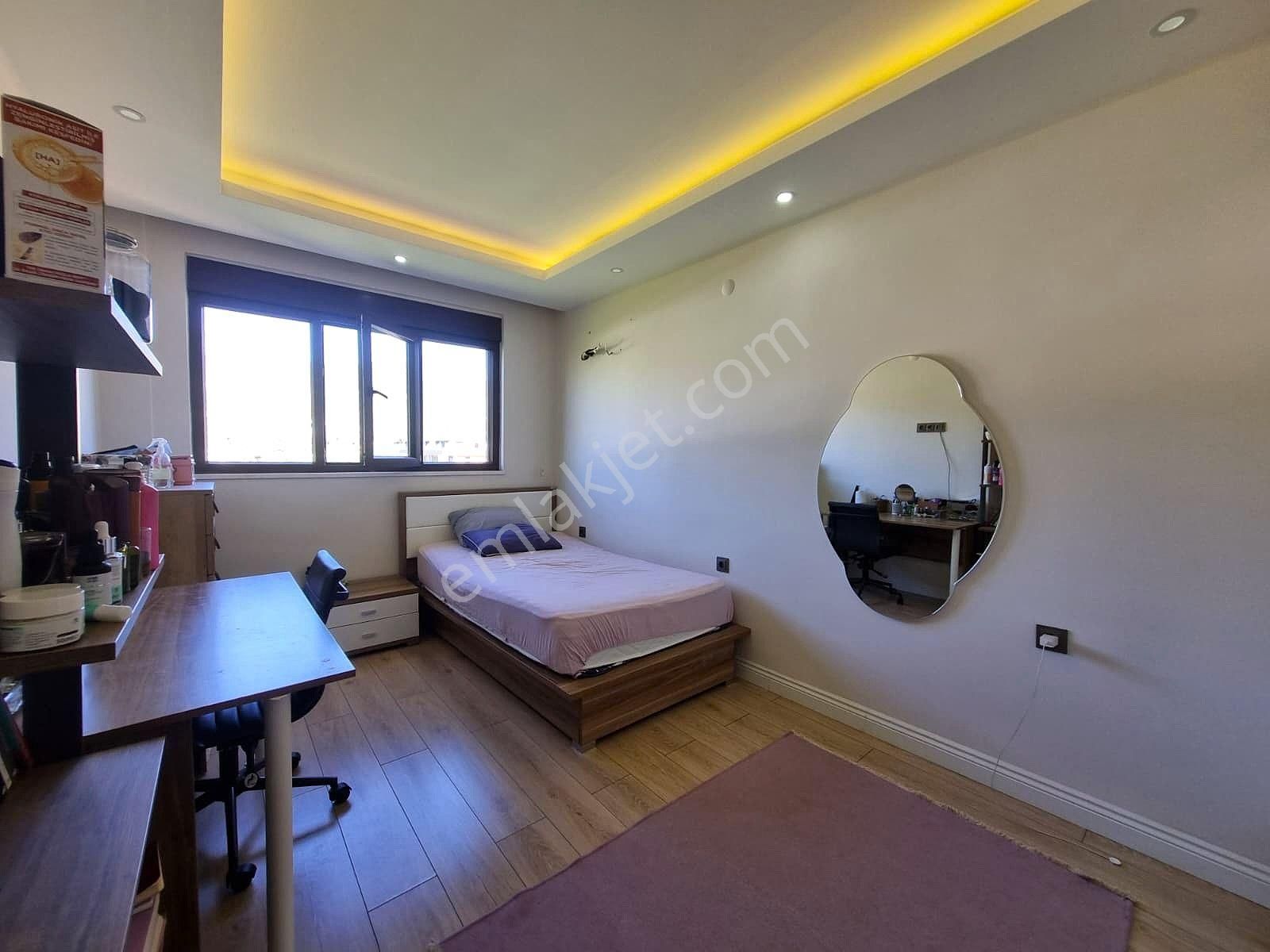 Çarşamba Mevkiinde Vatandaşlığa Uygun Satılık 5+1 Dubleks Daire - Görsel 14