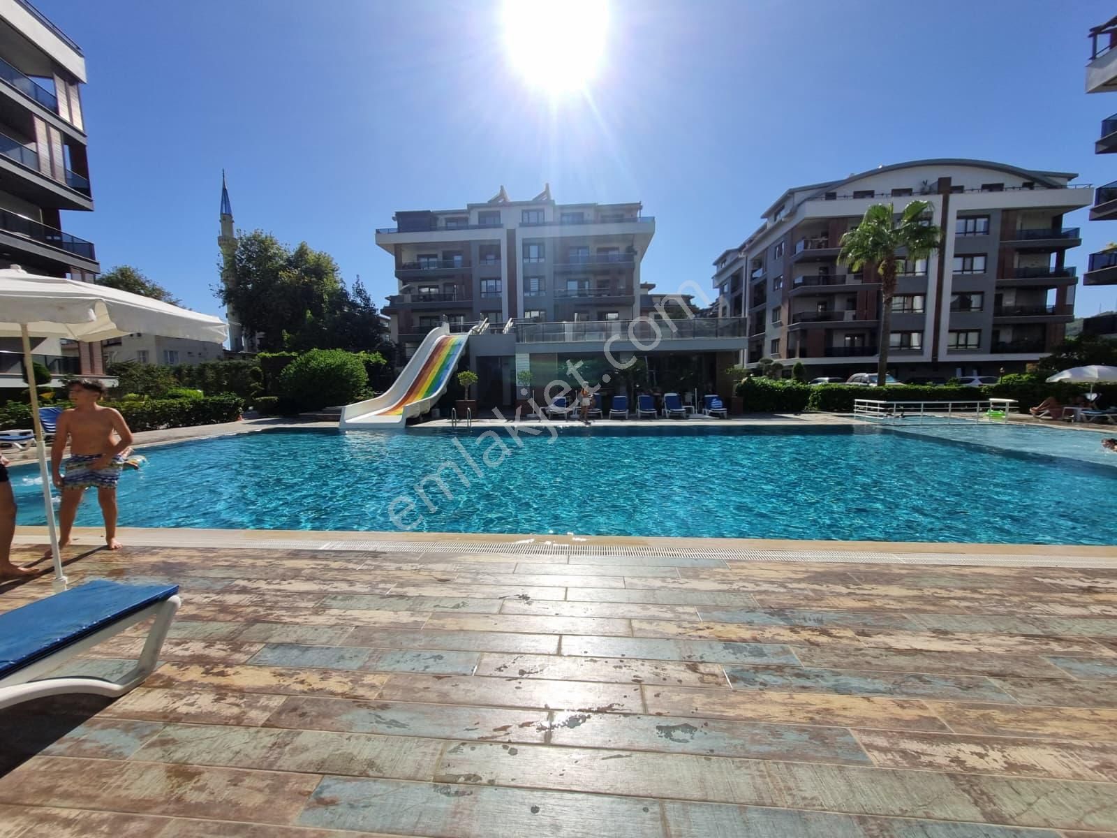 Çarşamba Mevkiinde Vatandaşlığa Uygun Satılık 5+1 Dubleks Daire - Görsel 33