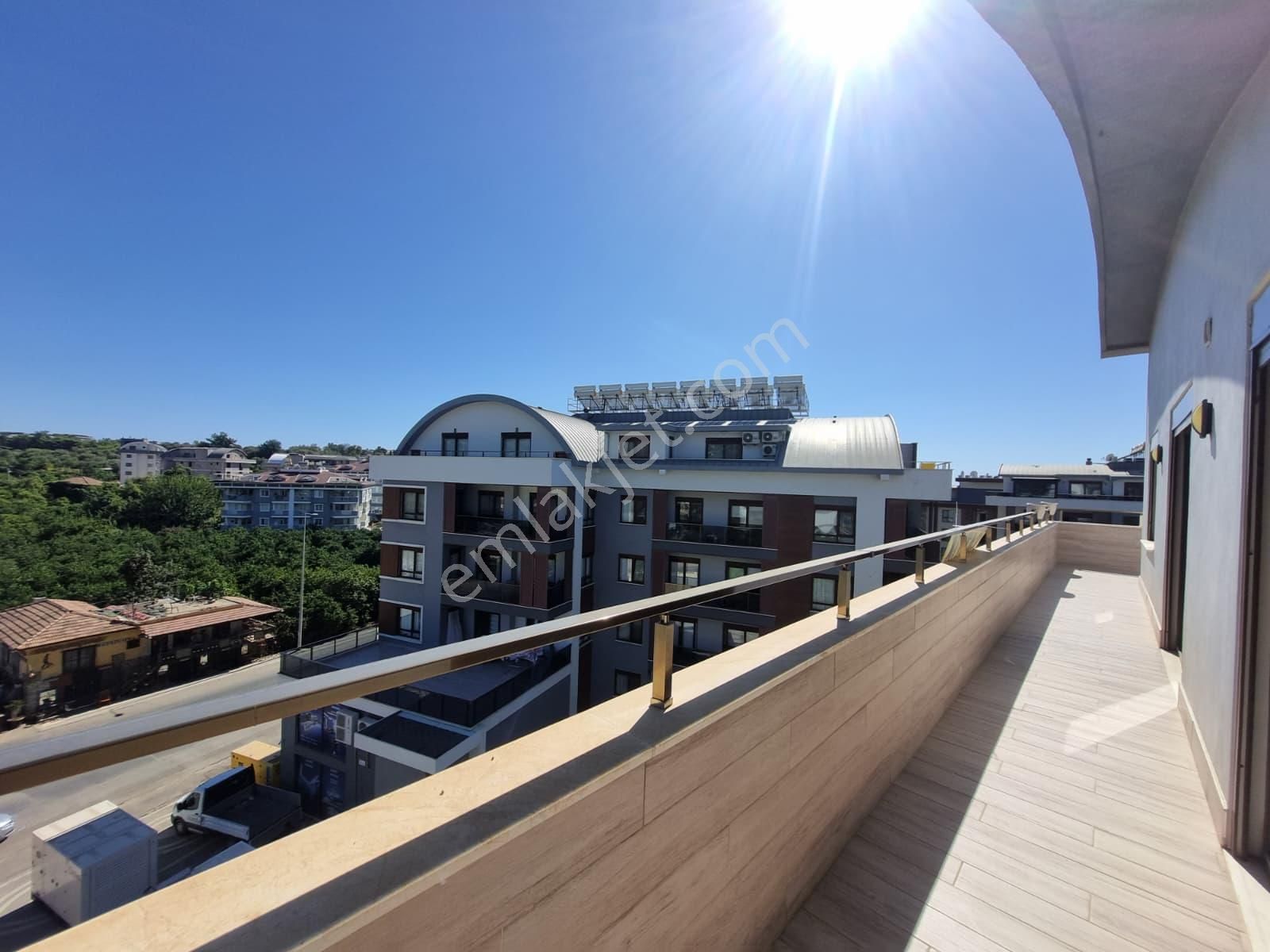 Çarşamba Mevkiinde Vatandaşlığa Uygun Satılık 5+1 Dubleks Daire - Görsel 31