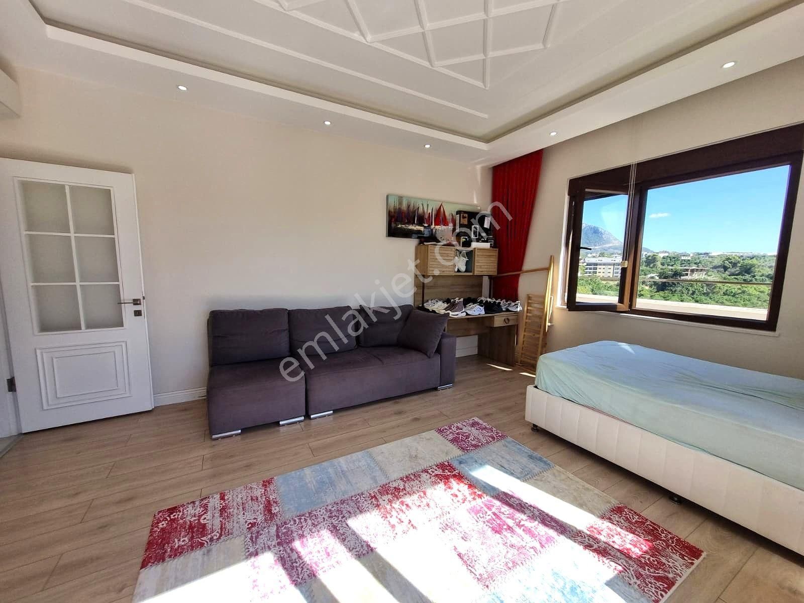 Çarşamba Mevkiinde Vatandaşlığa Uygun Satılık 5+1 Dubleks Daire - Görsel 5