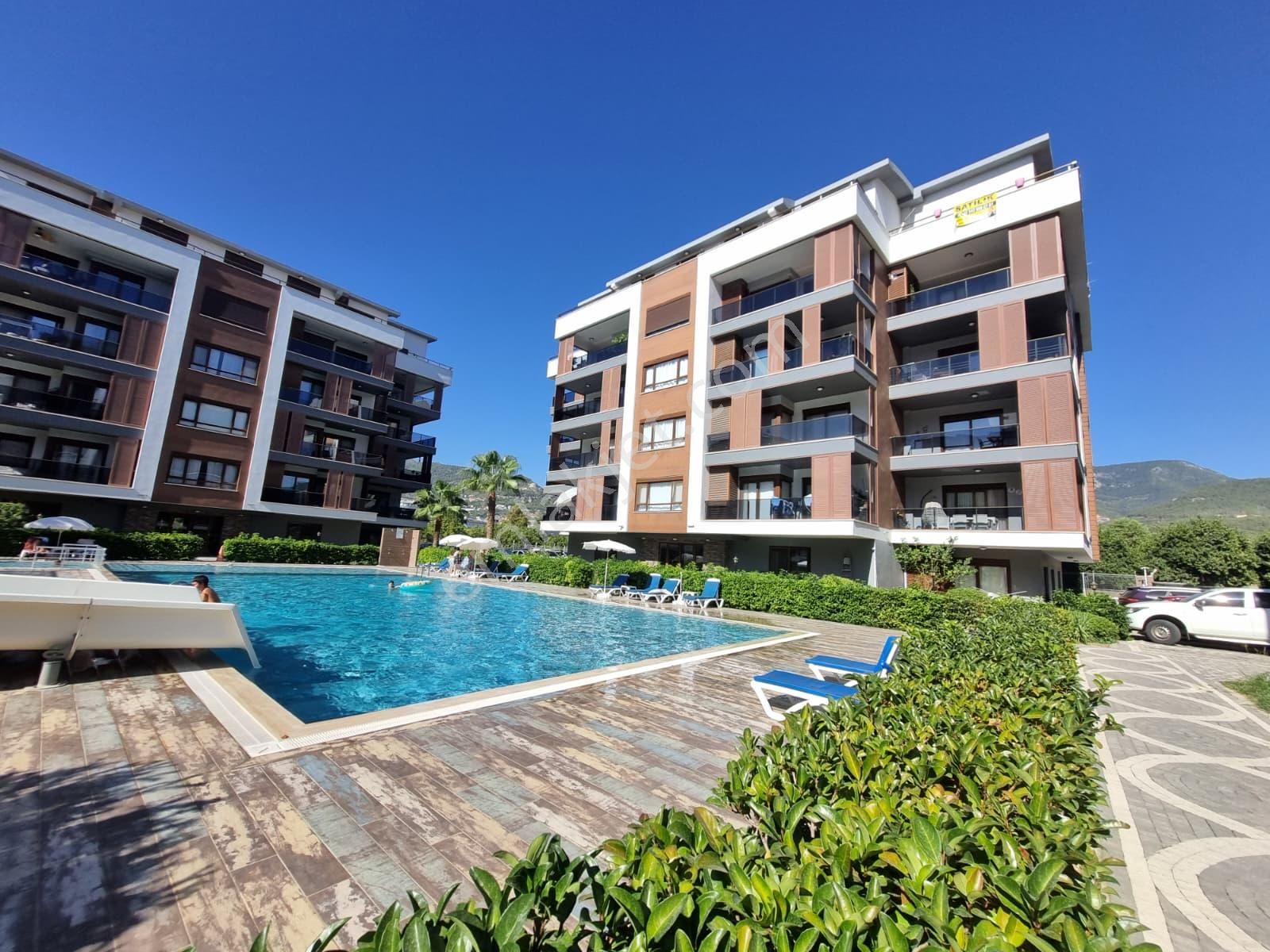 Çarşamba Mevkiinde Vatandaşlığa Uygun Satılık 5+1 Dubleks Daire - Görsel 34