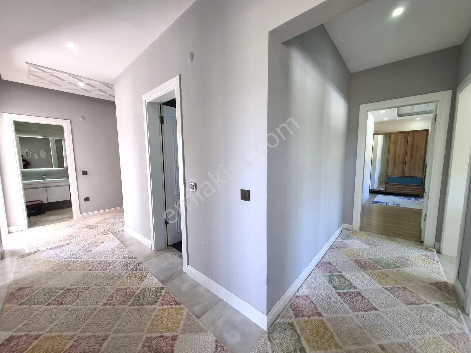 Çarşamba Mevkiinde Vatandaşlığa Uygun Satılık 5+1 Dubleks Daire - Görsel 15