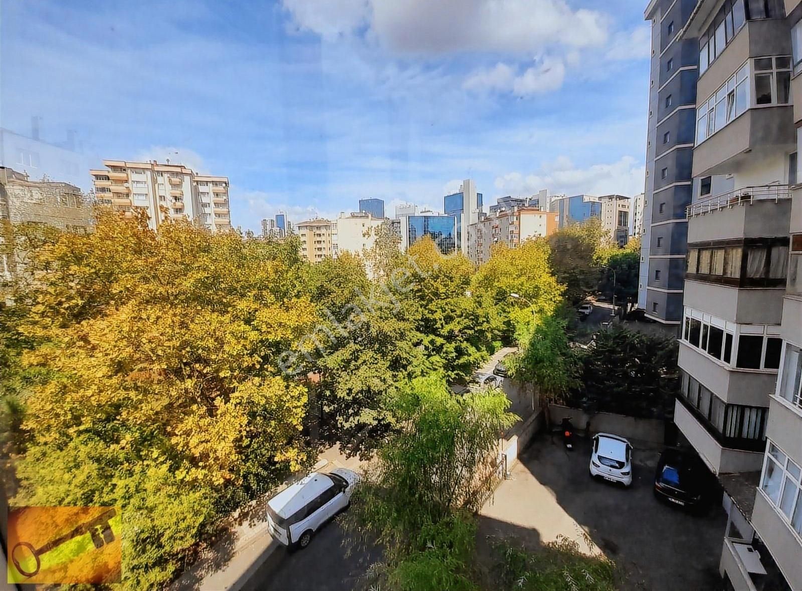 Kozyatağı Central Hospital Yakını 3+1 Kiralık Daire - Görsel 23