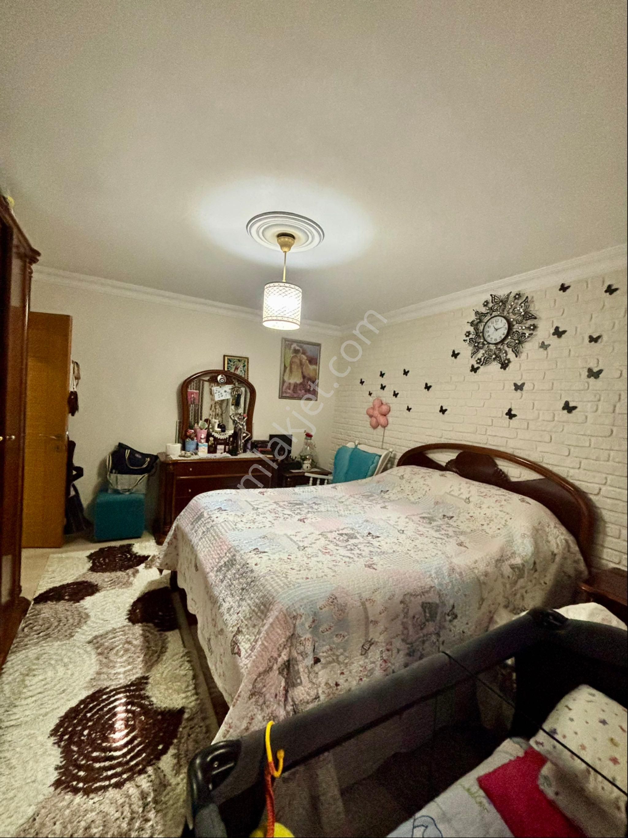 Kısıklı / Ferah'da Katta Tek, Geniş, Bakımlı, Fırsat Daire - Görsel 22