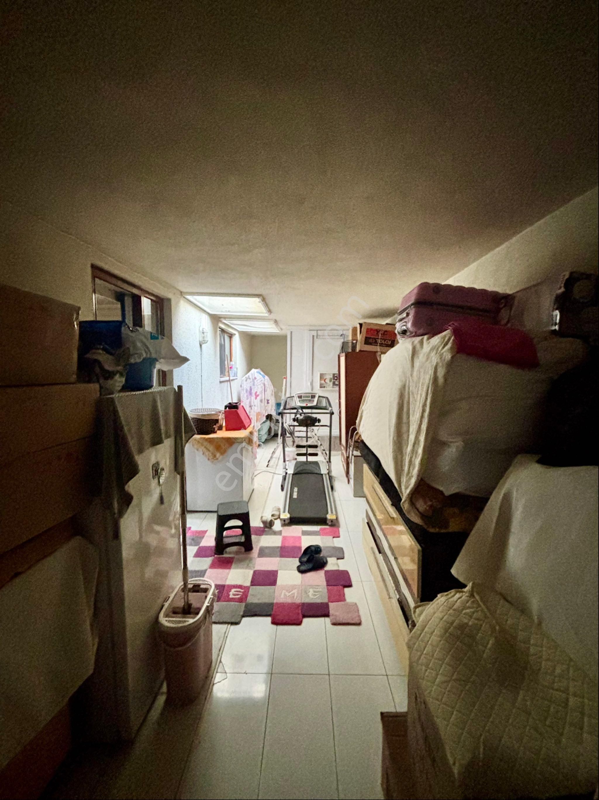 Kısıklı / Ferah'da Katta Tek, Geniş, Bakımlı, Fırsat Daire - Görsel 26