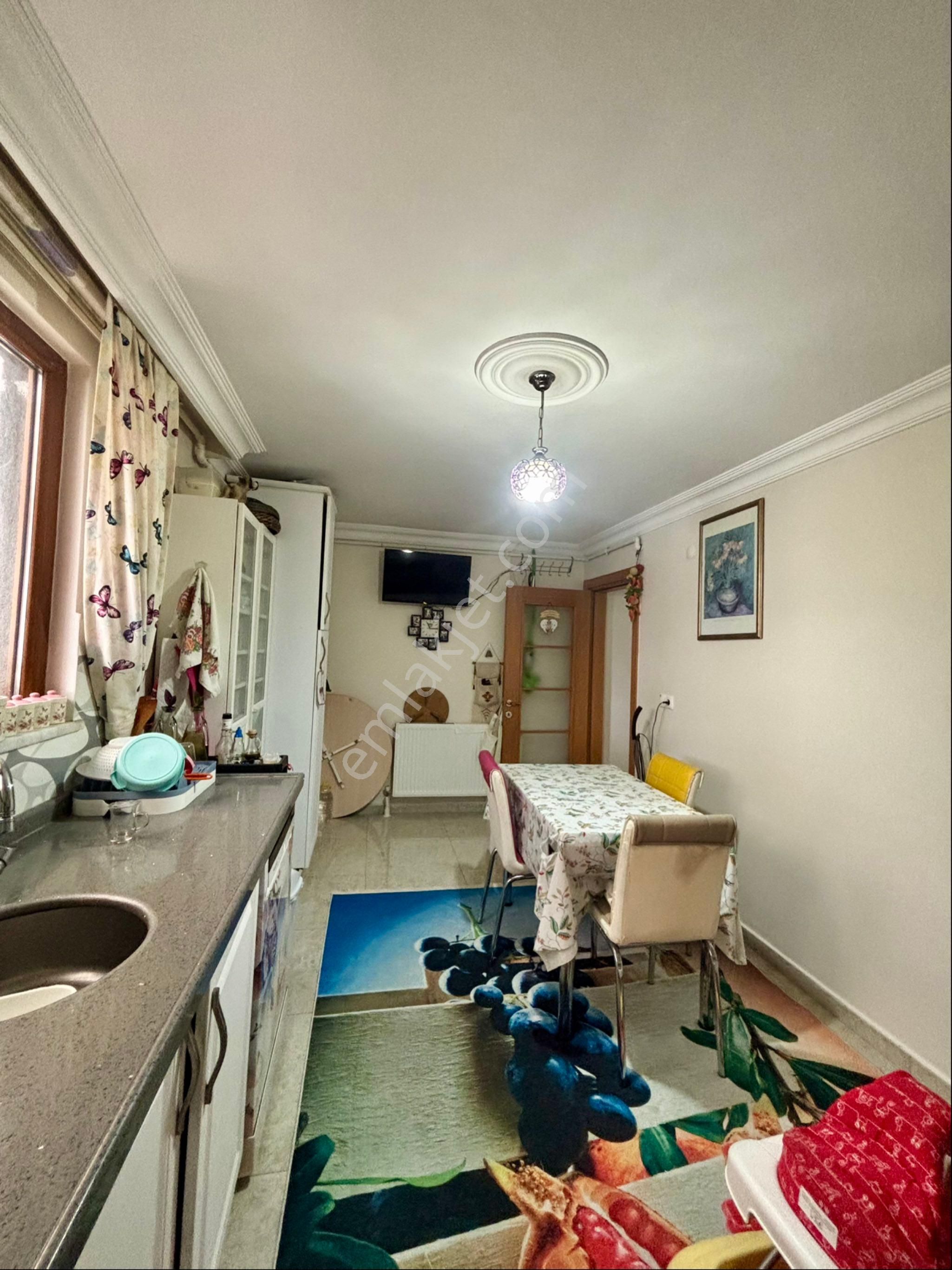 Kısıklı / Ferah'da Katta Tek, Geniş, Bakımlı, Fırsat Daire - Görsel 29