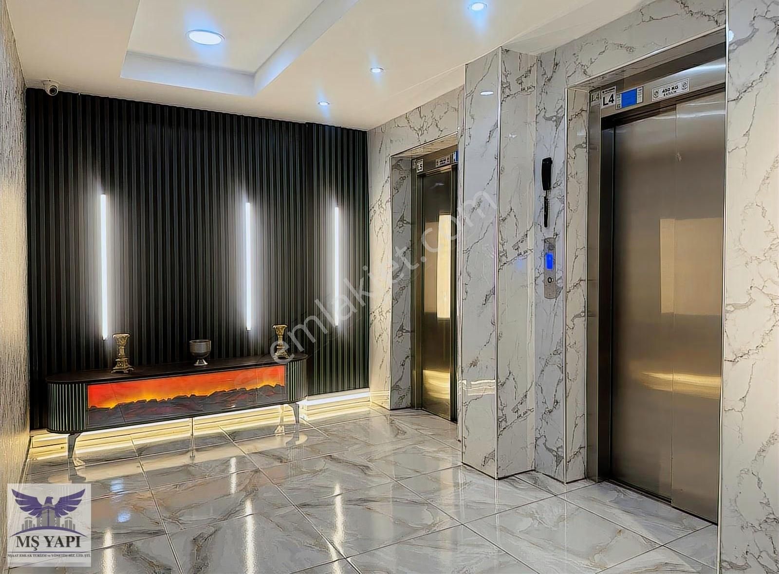 Aile Sitesinde Metrobüse 5dk Geniş Ve Ferah 1+1 Boş Kiralık - Görsel 3