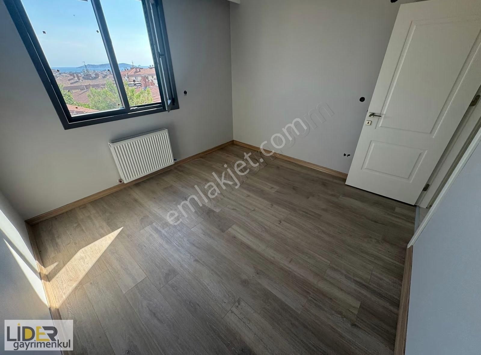 Lider'den Küçükyalıda Leb-i Derya Deniz Manzaralı 3+1 Dubleks - Görsel 15