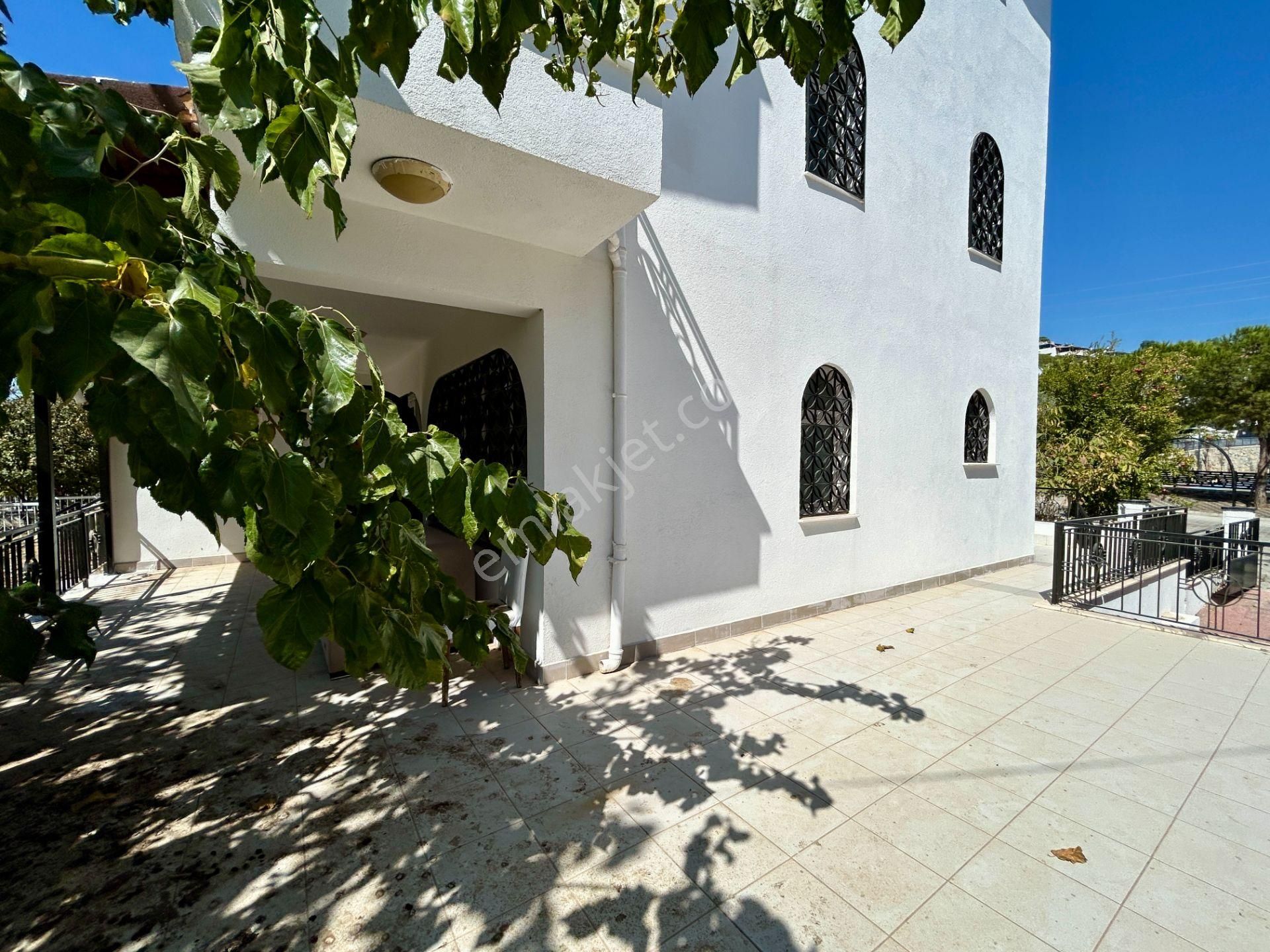 Kuşadası Yavansu'da Müstakil Denize Yakın 4+1 Satılık Villa - Görsel 6