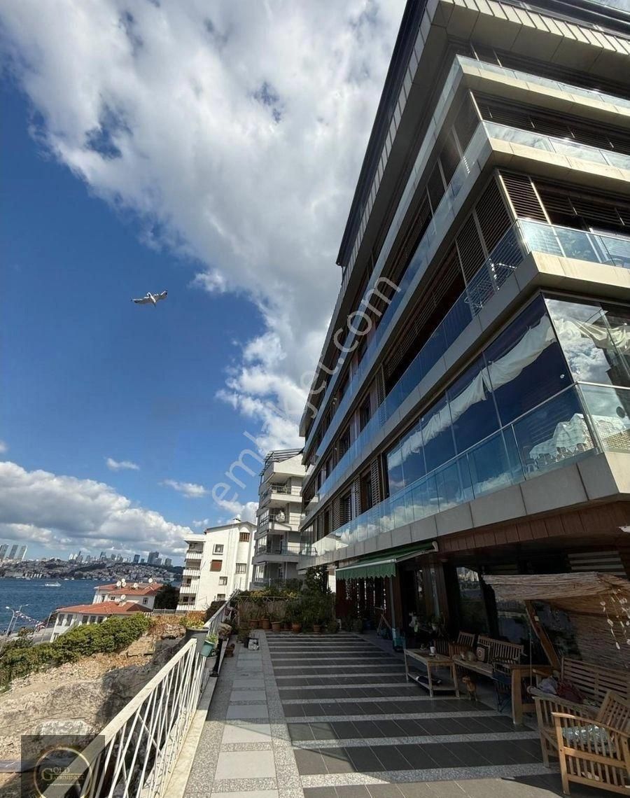 Üsküdar Salacak'ta Çok İyi Konumda Manzaralı Bahçe Katı - Görsel 9