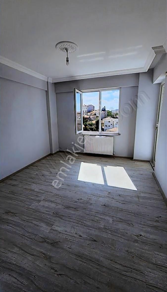 Deniz Manzaralı 1+1 Ayrı Mutfaklı Sıfır Daire - Görsel 15