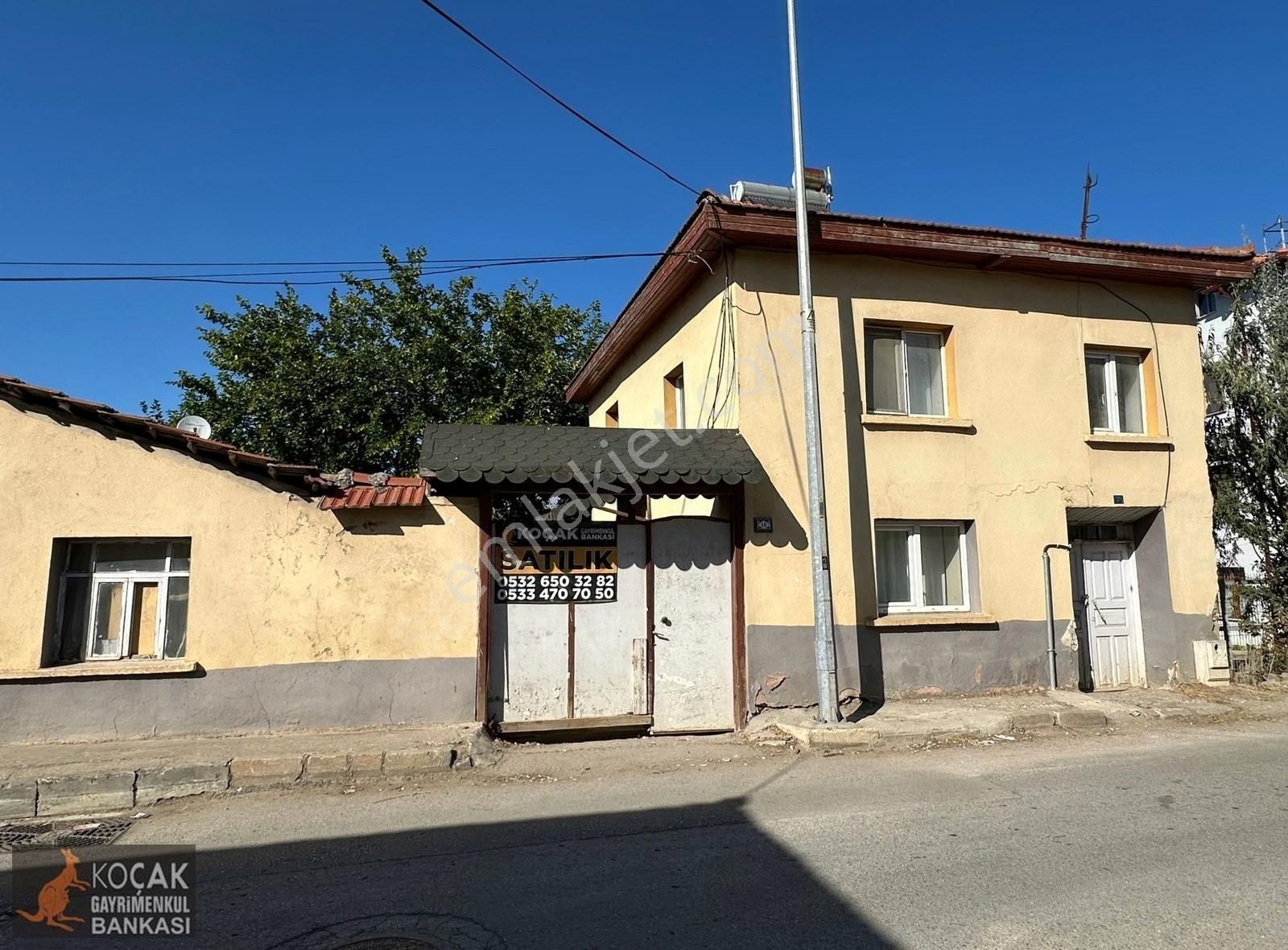 İznik Merkezde 1812m2 Arsalı Müstakil Bahçeli 2 Katlı Satılık Ev - Görsel 27