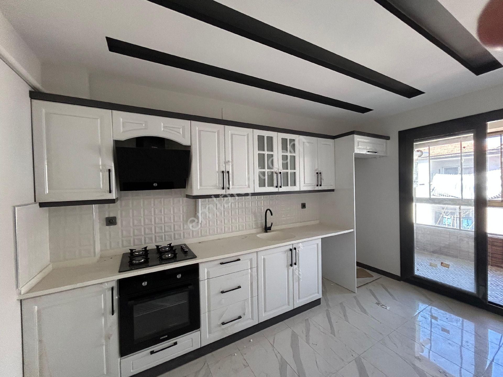 Manisa Akhisar Hürriyet Mah.satılık Sıfır 3+1 Daire 3.350.000tl