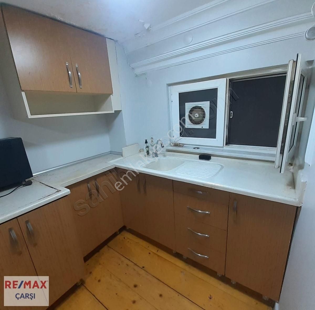 İzmıt Kozluk Mahallesın'de 2 Bölümlü Zemın Kat Satılık Ofıs - Görsel 12