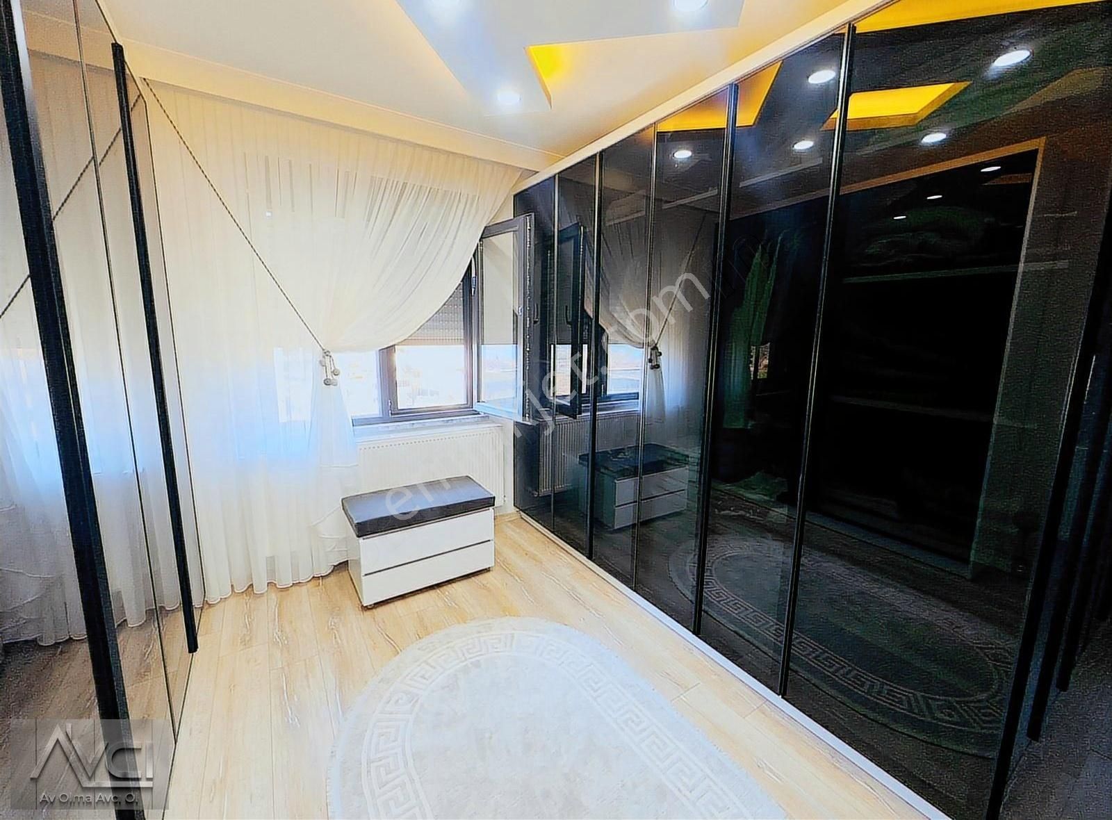 Avcı'dan Altınolukta 4+2 Bahçeli Manzaralı Eşyalı Müstakil Villa - Görsel 16