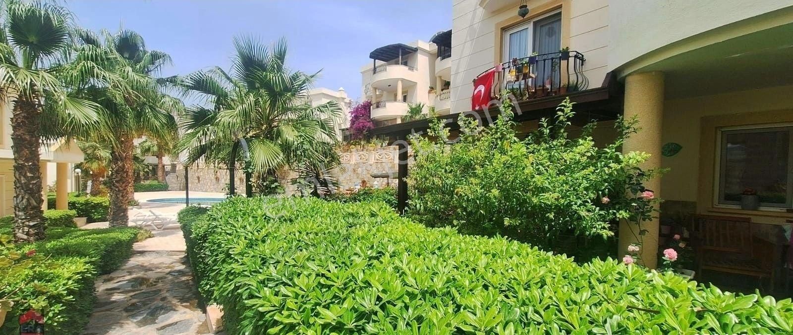 Geniş Verandalı, Bahçeli, Ortak Havuzlu, Site İçi Villa Tipi Dubleks Konut - Görsel 2