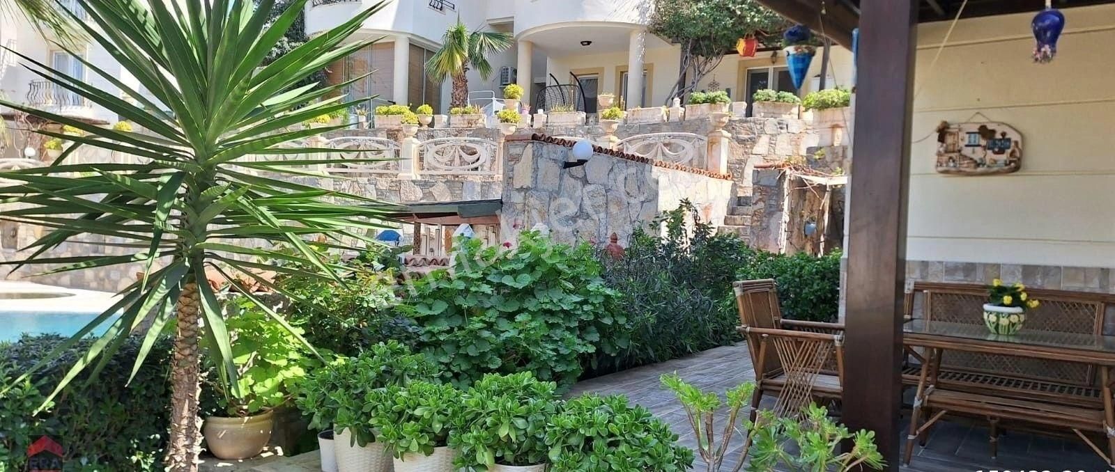 Geniş Verandalı, Bahçeli, Ortak Havuzlu, Site İçi Villa Tipi Dubleks Konut - Görsel 10