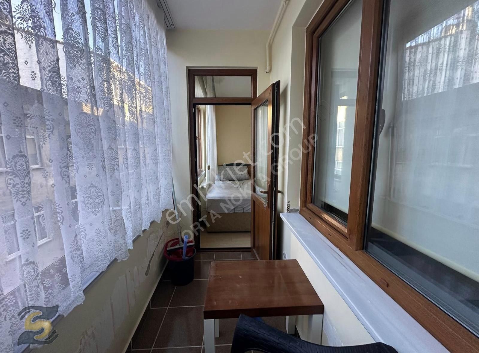 Yenimahallede Kullanışlı Ferah Masrafsız 3+1 Fırsat Daire!!!