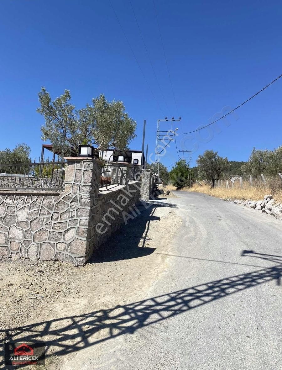 Damlacık"ta Elektrik Alt Yapı Mevcut Doğa Manzaralı Bahçe