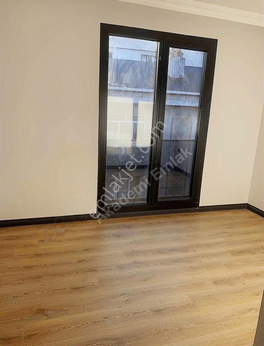 Akademi Emlak Tan 2+1 Metrobüse 5dk - Görsel 2