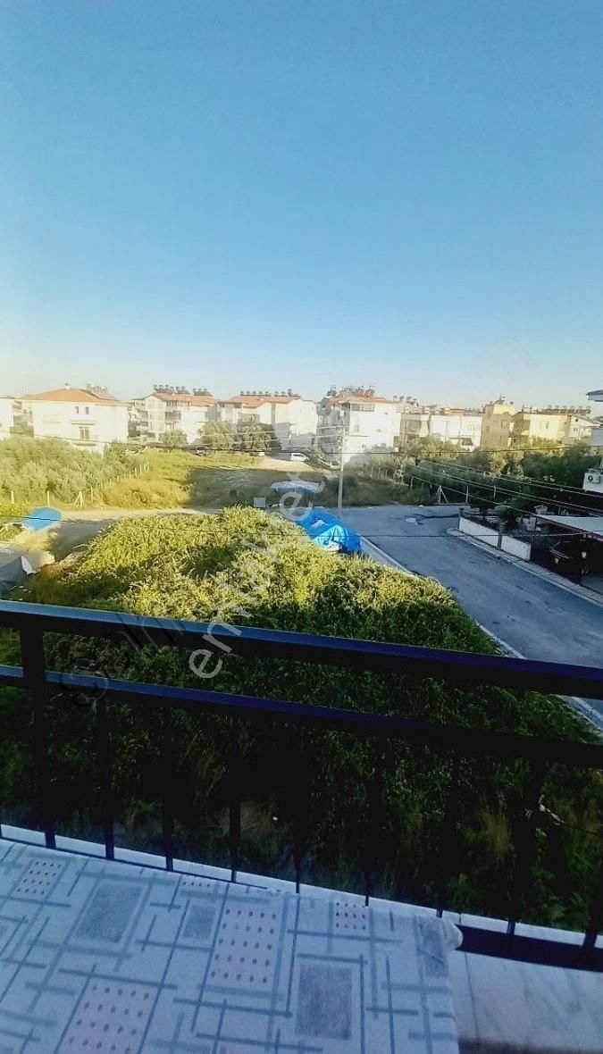 Sarılar Ana Cadde Ye 20 Metre 2. Parsel Satılık 3+1