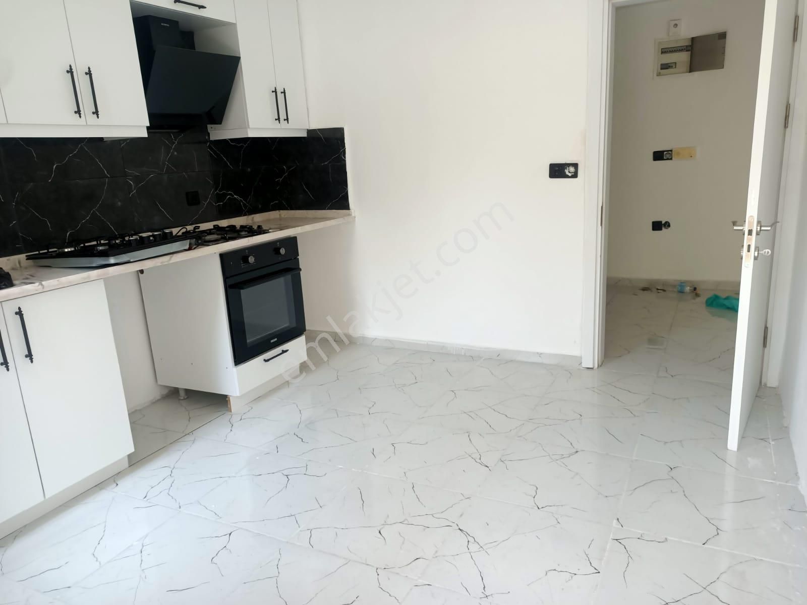 Akdeniz Emlakta Satılık 3+1 Daire - Görsel 8