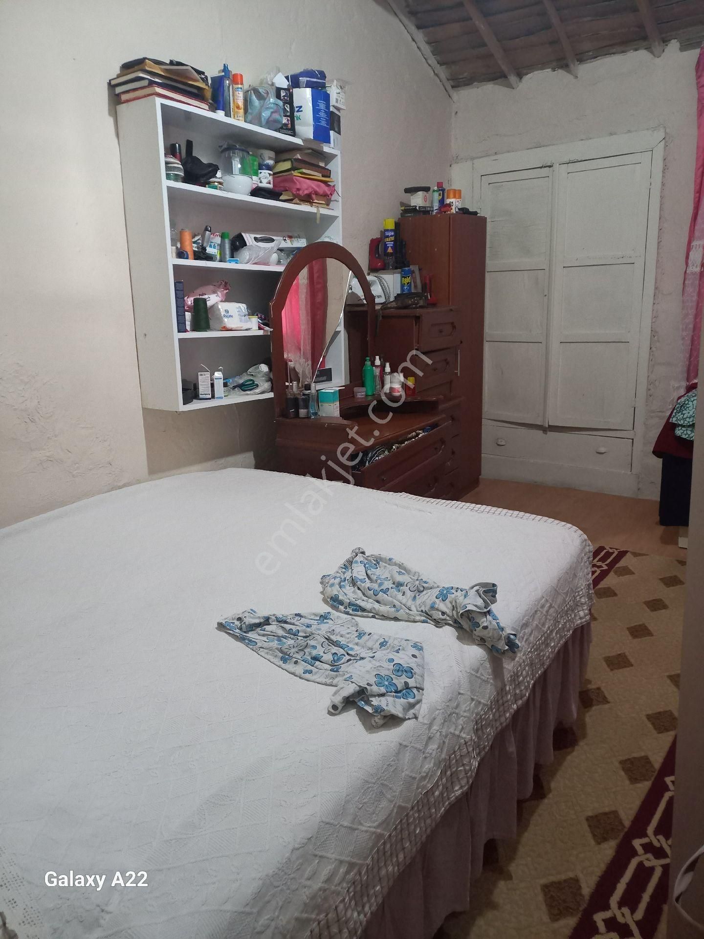 Soke Celtikci Mahallesinde Satılık Mustakıl - Görsel 4