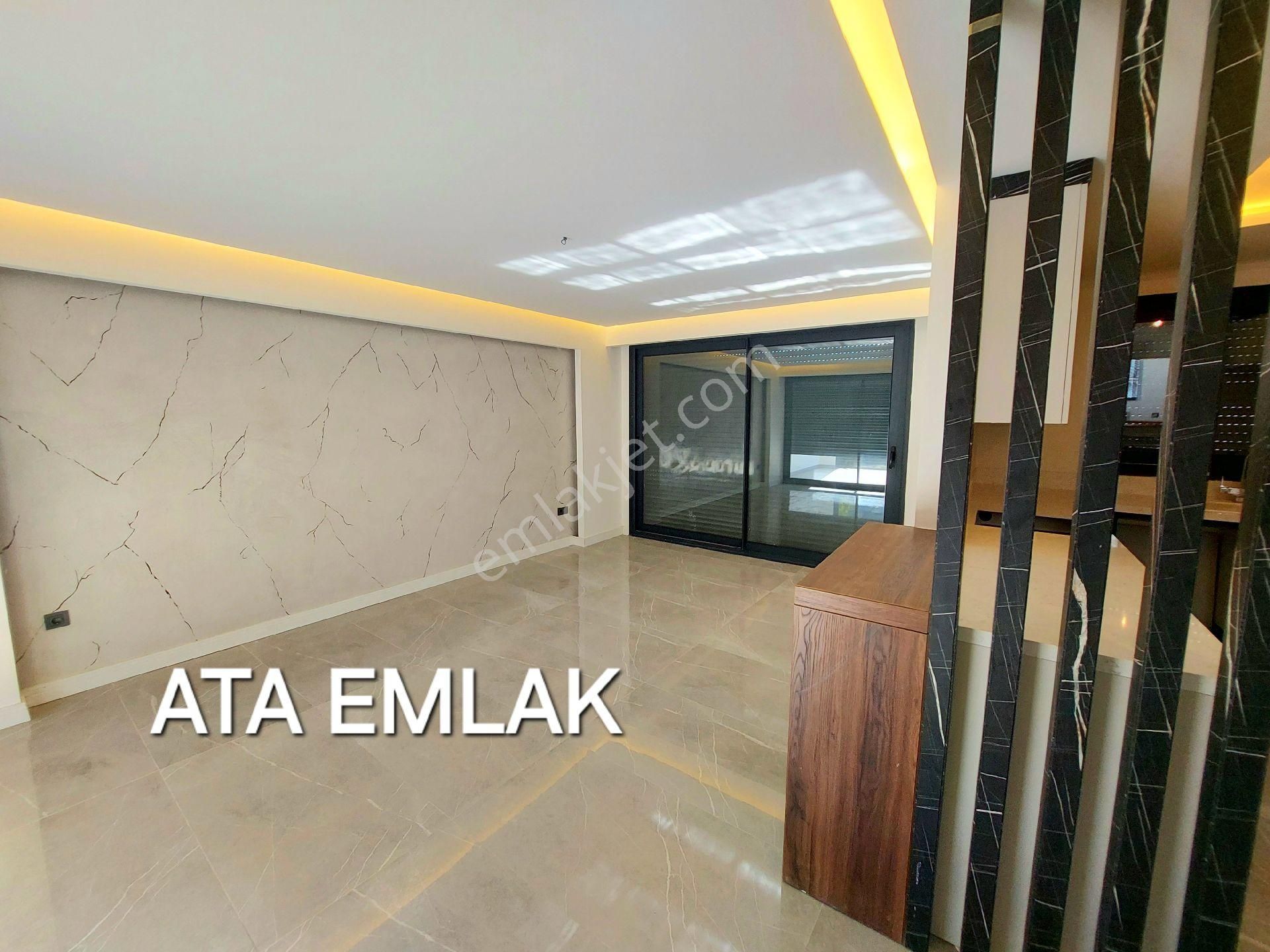 Kuşadasında Avm'lere Yakın Havuzlu Sitede Otoparklı-bahçeli Sıfır Villa - Görsel 12