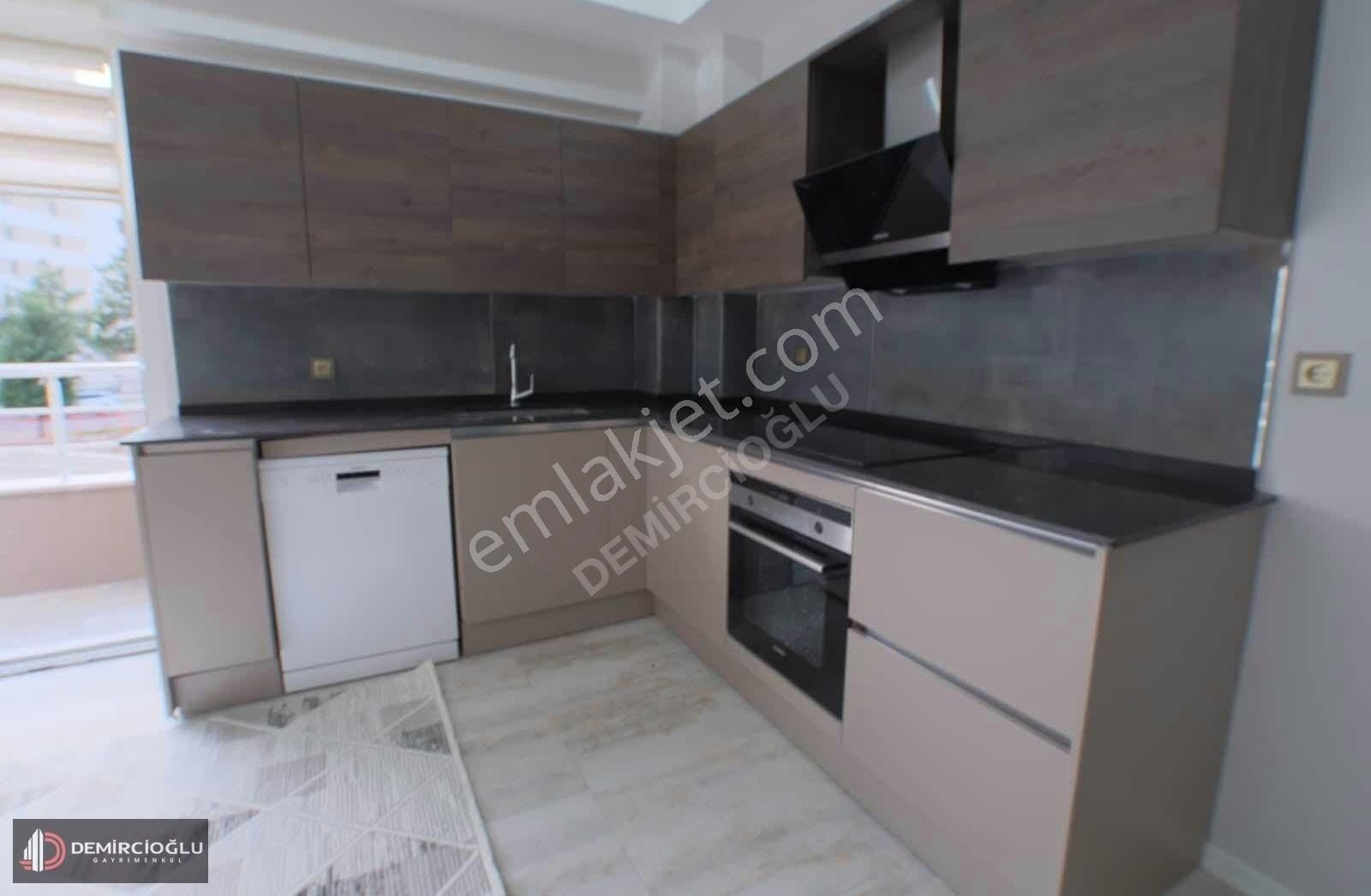 Atatürk Bulv/2,5+1/full Eşyalı/tramvaya Komşu/lüx Kiralık Daire - Görsel 12