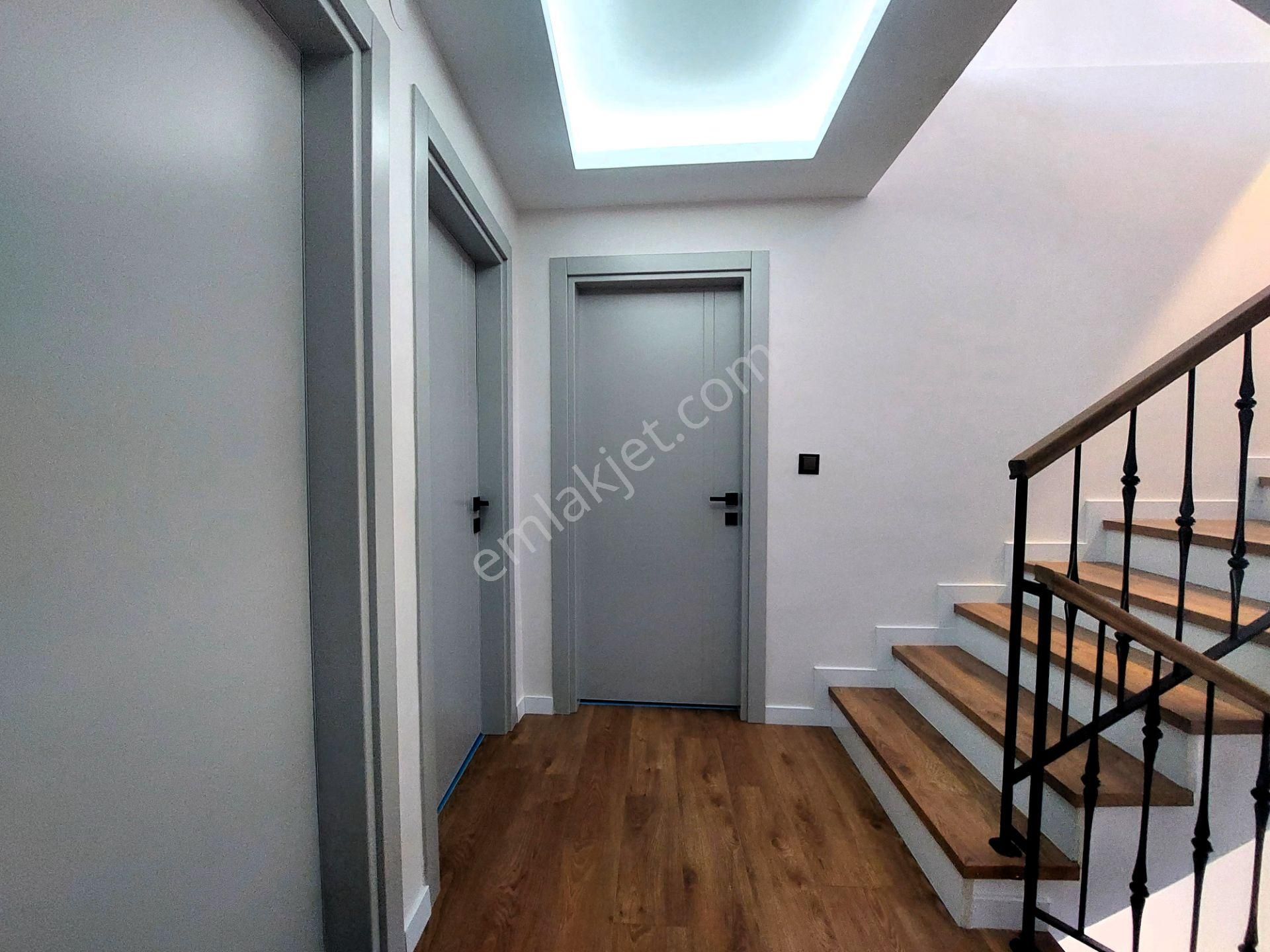 İzmir Seferihisar Doğanbey De Satılık Müstakil Havuzlu Yazlık 4+1 - Görsel 20