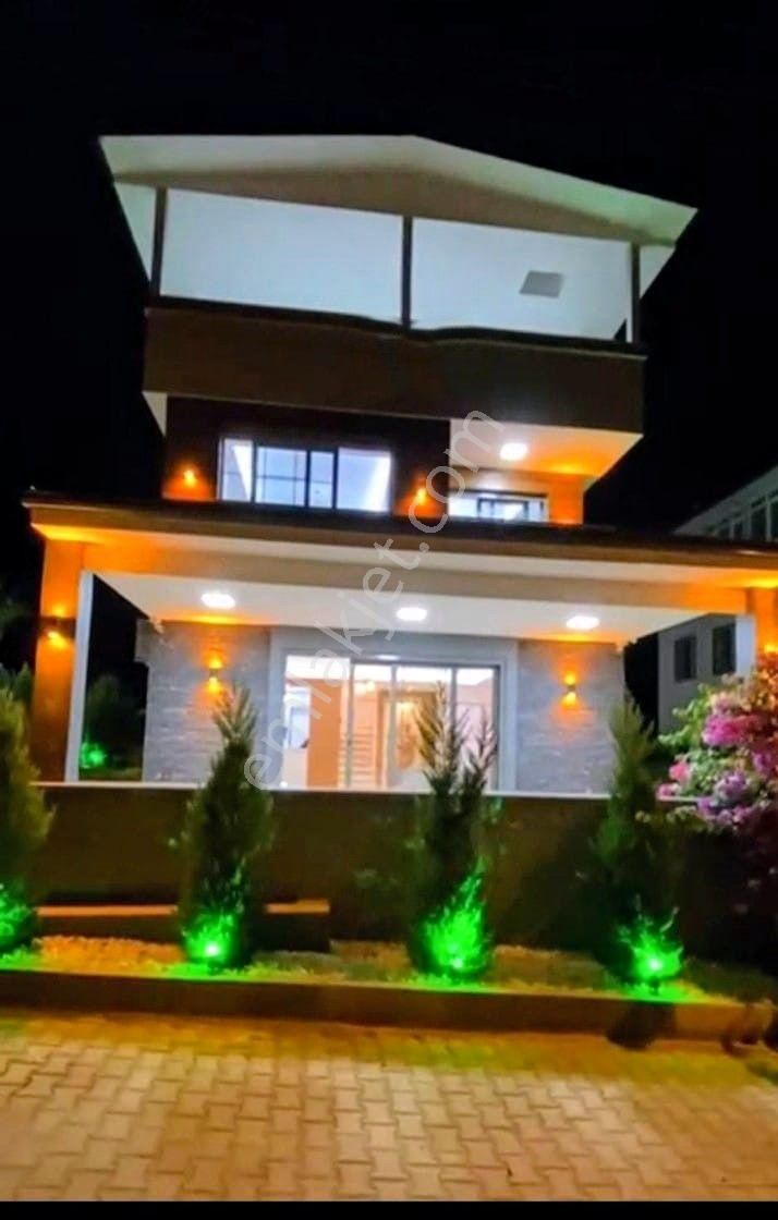 İzmir Seferihisar Doğanbey De Satılık Müstakil Havuzlu Yazlık 4+1 - Görsel 3