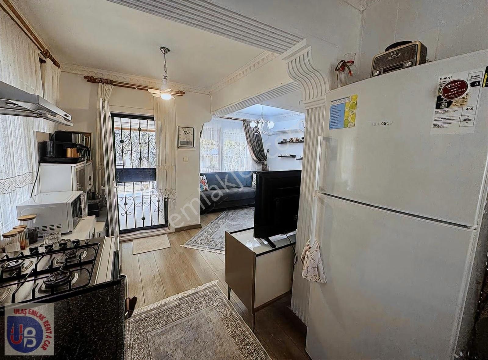 Didim Akbük'te Merkezi Konum 4+1 Eşyalı Villa - Görsel 10