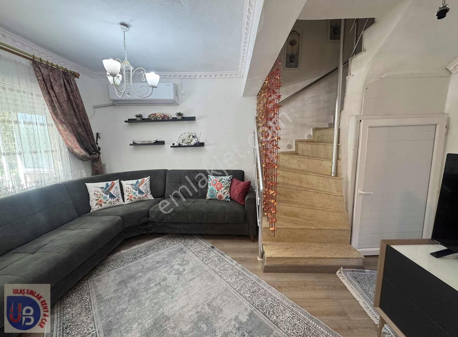 Didim Akbük'te Merkezi Konum 4+1 Eşyalı Villa - Görsel 16