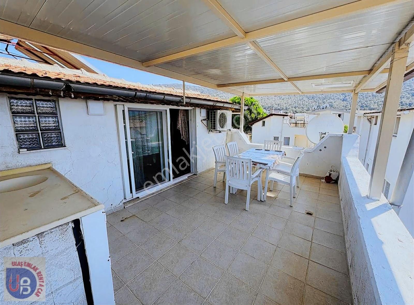 Didim Akbük'te Merkezi Konum 4+1 Eşyalı Villa - Görsel 8