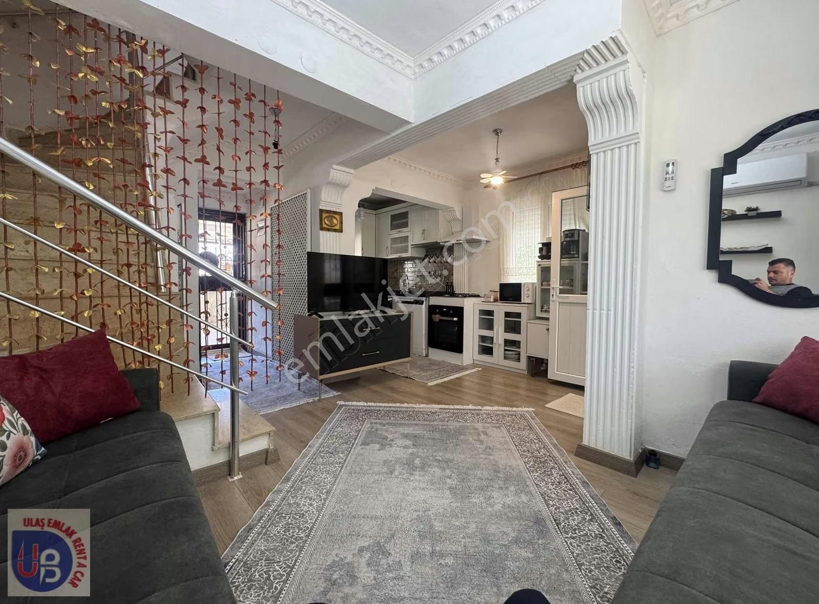 Didim Akbük'te Merkezi Konum 4+1 Eşyalı Villa - Görsel 21