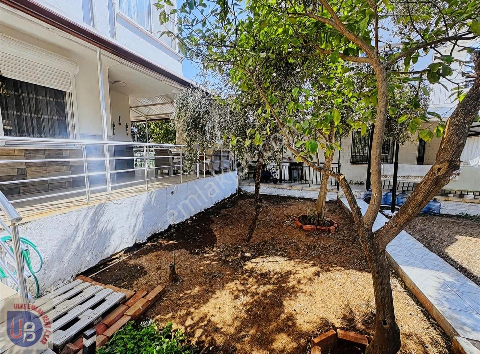 Didim Akbük'te Merkezi Konum 4+1 Eşyalı Villa - Görsel 24