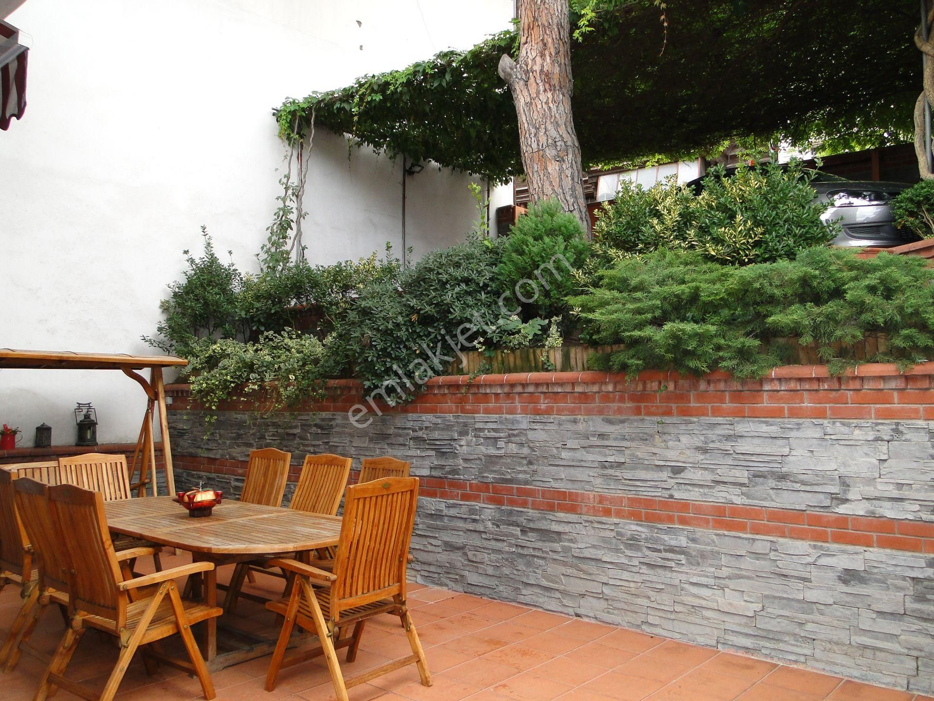 Emirgan'da Boğaz Manzaralı Müstakil Ev - Görsel 34