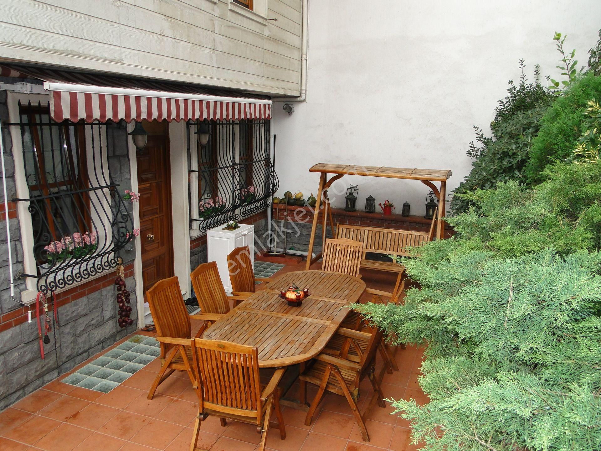 Emirgan'da Boğaz Manzaralı Müstakil Ev - Görsel 33