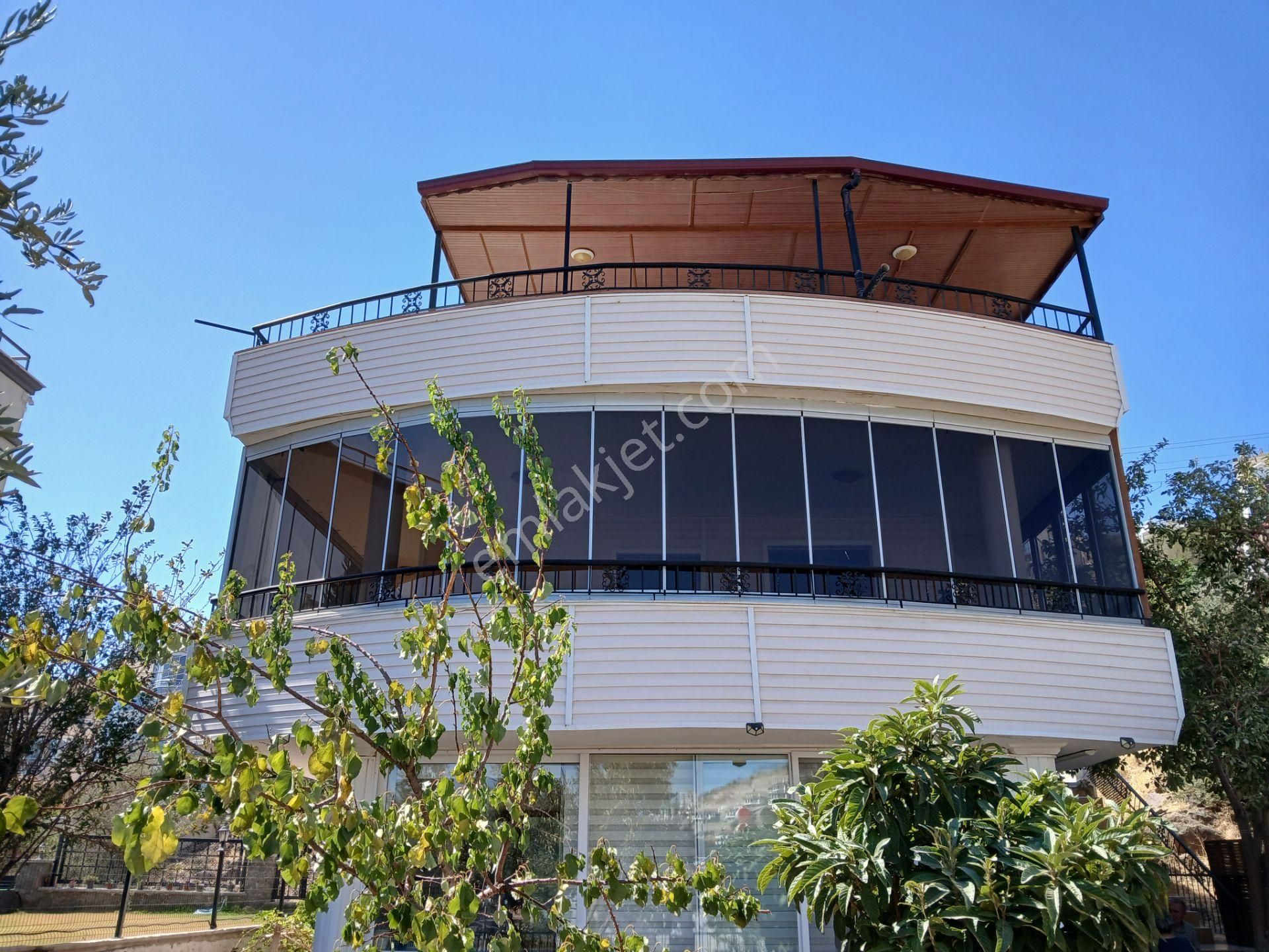 İzmir Dikili Çandarlı Satılık Deniz Manzaralı Tripleks Villa - Görsel 3