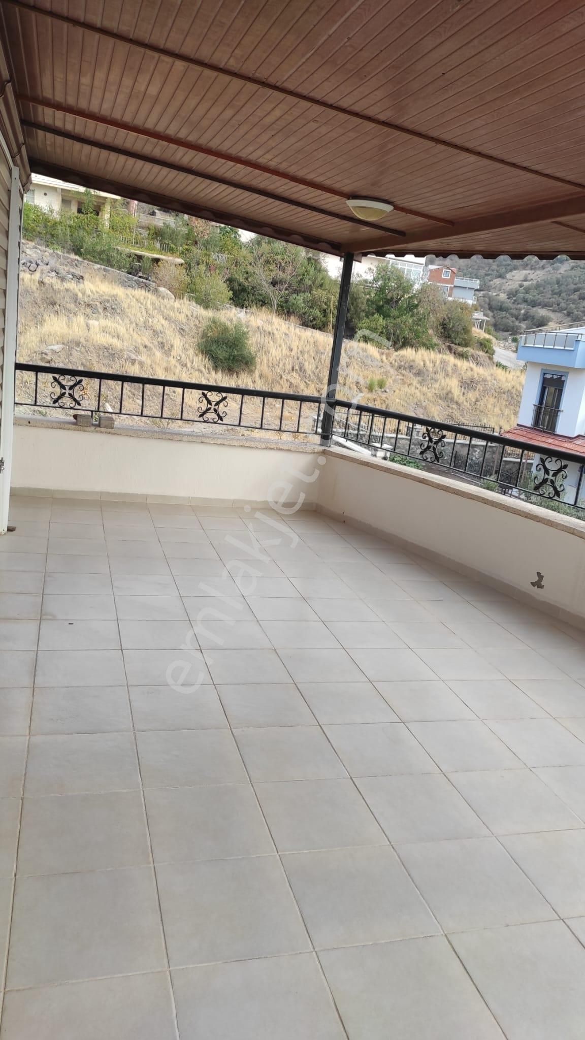 İzmir Dikili Çandarlı Satılık Deniz Manzaralı Tripleks Villa - Görsel 22