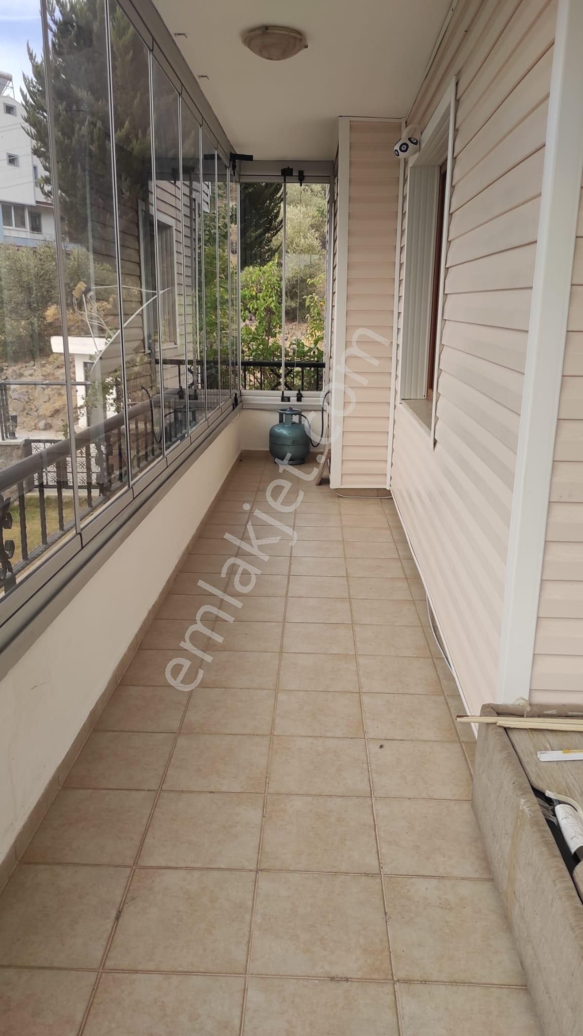 İzmir Dikili Çandarlı Satılık Deniz Manzaralı Tripleks Villa - Görsel 31