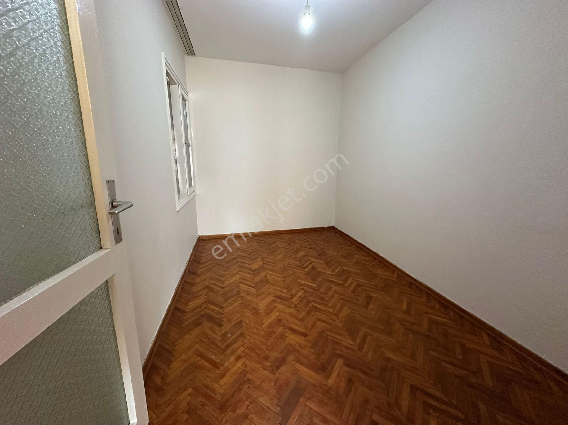 İnönü Caddesinde 3 - Görsel 4